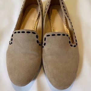 Crown & Ivy Loafers Nude w/ Navy Detail Size 7.5M